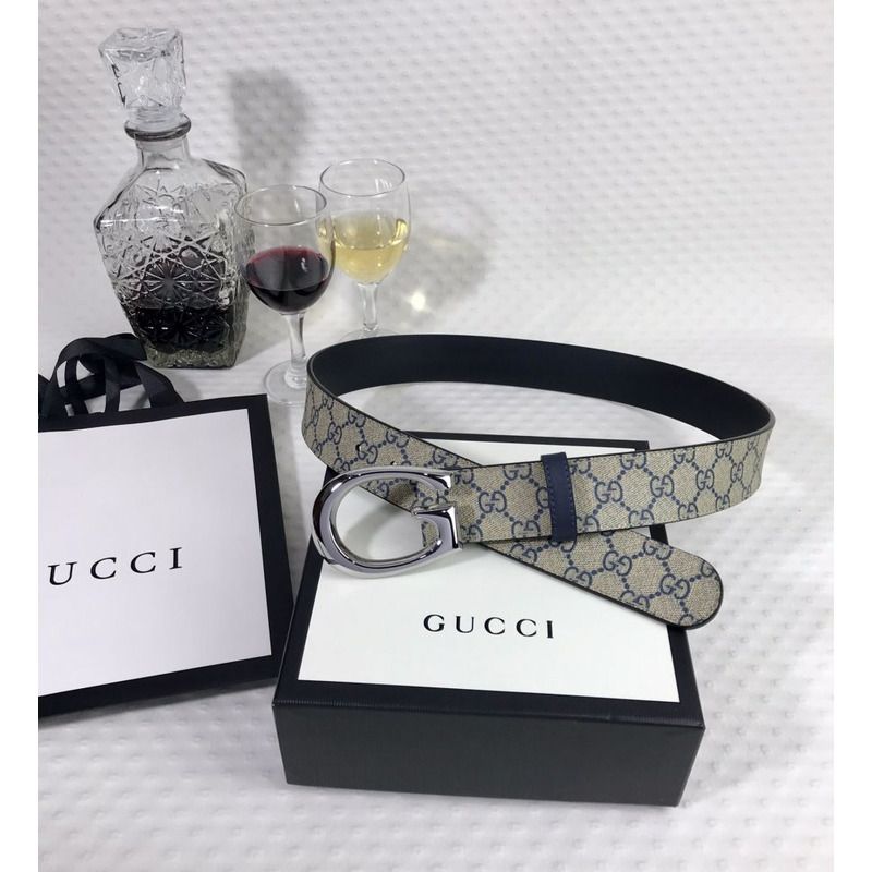 G*u*i belt with g buckle