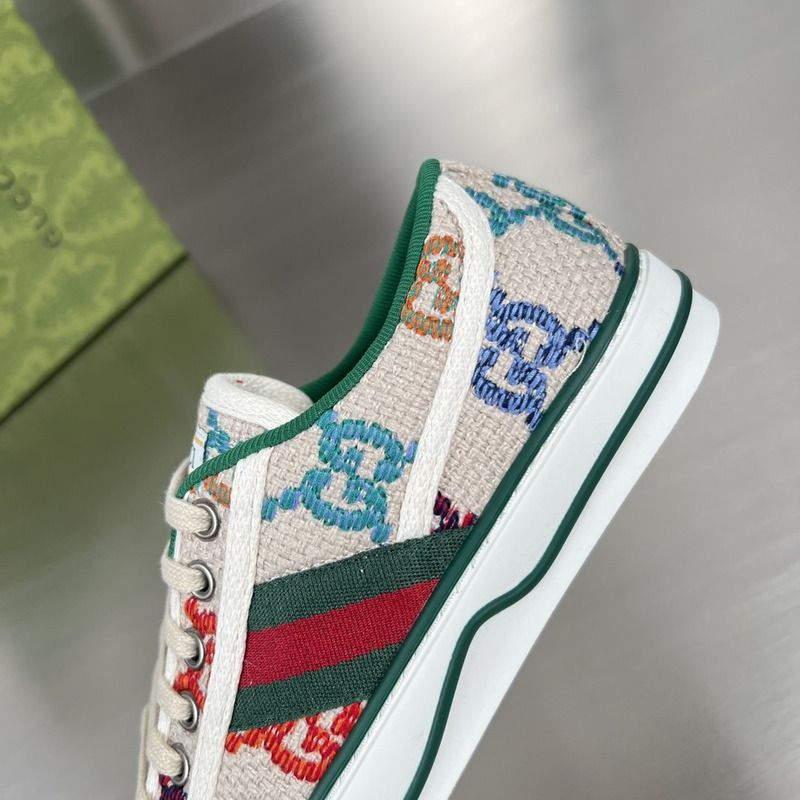 G*u*i 1977 tennis sneaker