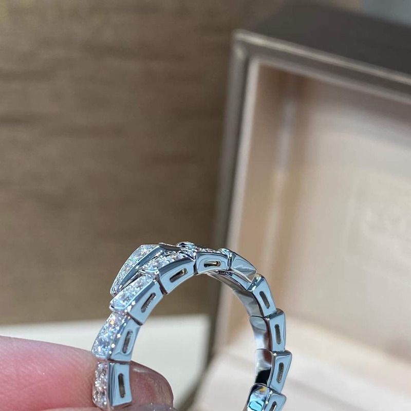 b*l*ai serpenti viper 18k white gold & Di*m*nd wrap ring
