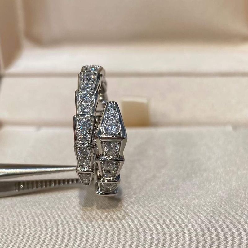b*l*ai serpenti viper 18k white gold & Di*m*nd wrap ring