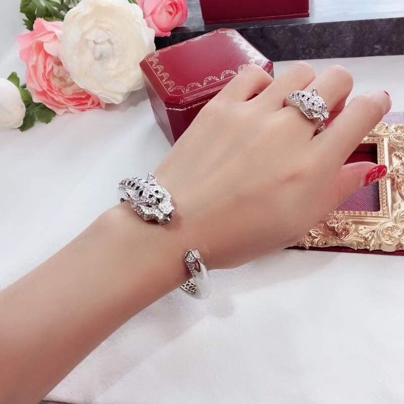 cartier 18 karat white gold Di*m*nd panthere cuff bracelet
