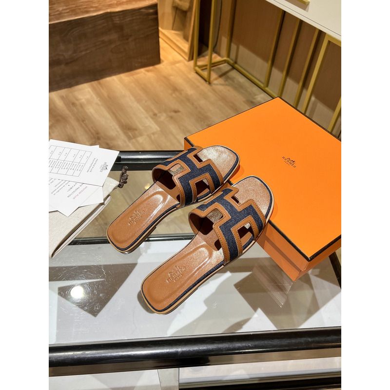 H**mes oran sandals in brown