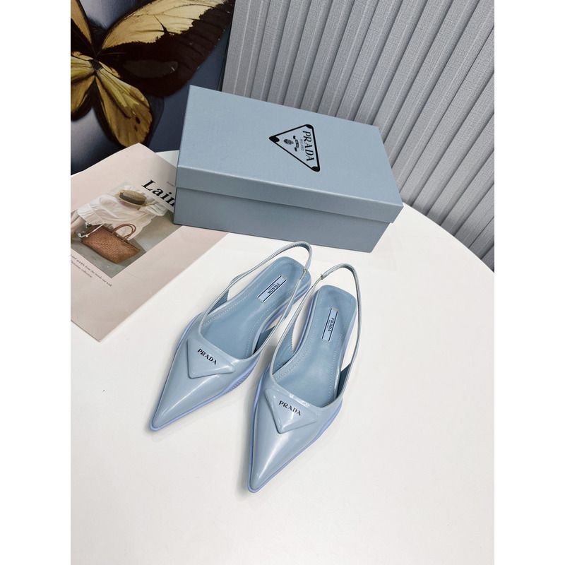 Pra*a leather flat sandals pink in blue