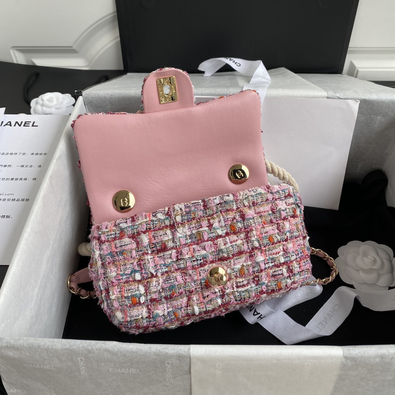 Ch*el pearl handle flap bag pink