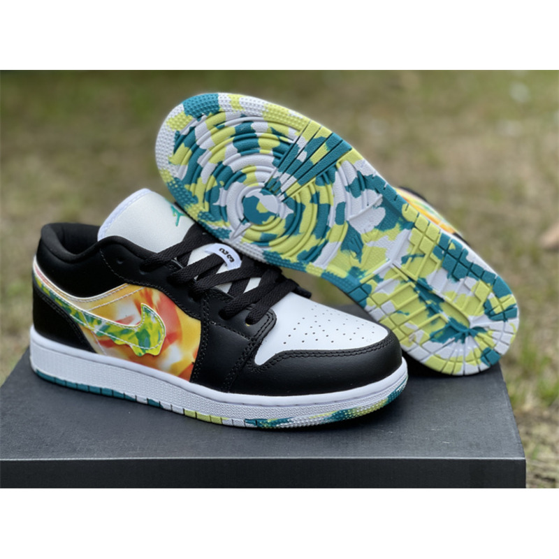 Air Jordan 1 Low SE Sneaker Black/White-Team Orange