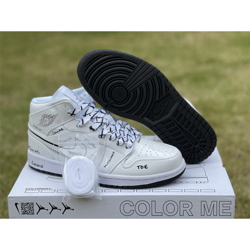 Air Jordan 1 Mid “Schematic” Sneaker White/Black