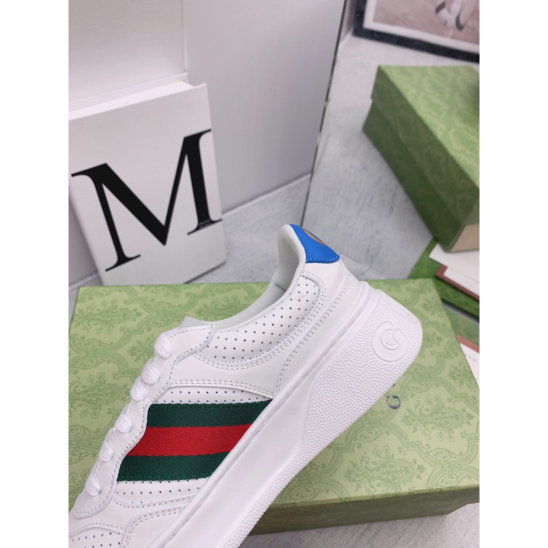 G*u*i chunky b low-top sneaker white