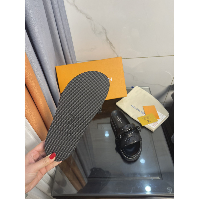 l**is V*t*n sunset flat comfort mule sapphire black
