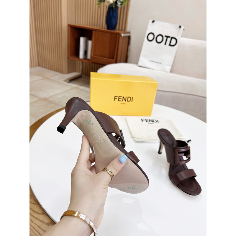F**di baguette leather slides coffe
