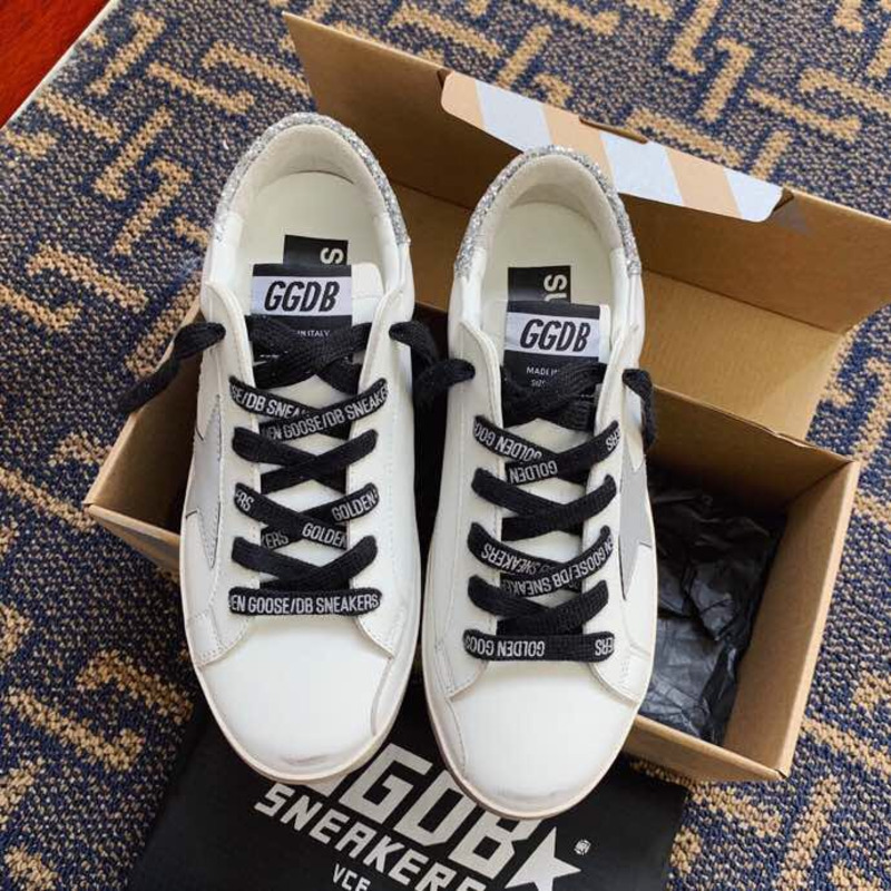 golden goose men’s S*per-star sneakers with silver star