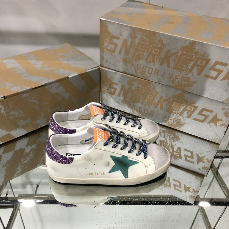 golden goose S*per-star sneakers white S*per-star sneakers with glittery purple rear