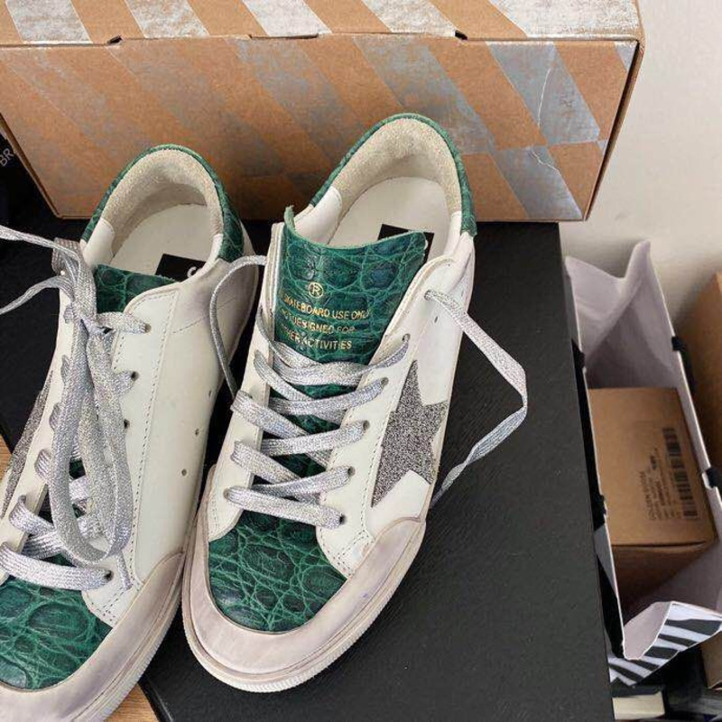 golden goose S*per-star sneakers with grey star
