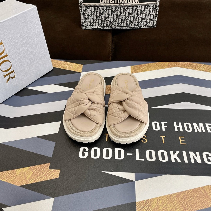 D*or dtwist-slipper leather with cannage motif beige