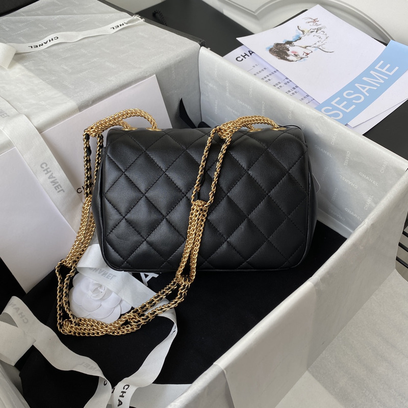 Ch*el small flap bag lambskin aprocit black