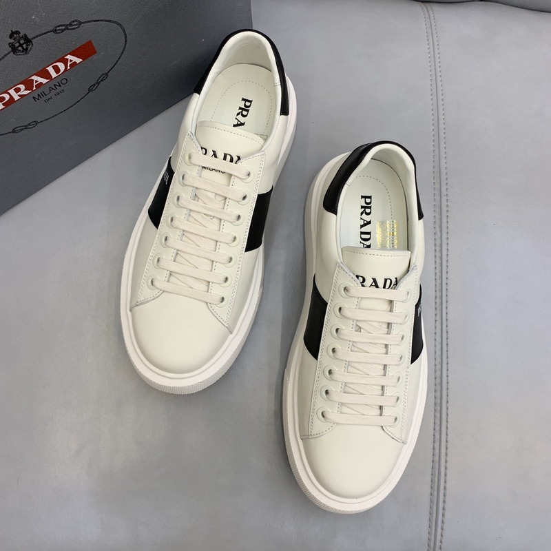 Pra*a unisex plain leather logo low-top sneakers black