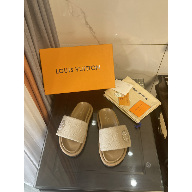 l**is V*t*n pool pillow flat comfort mules taupe