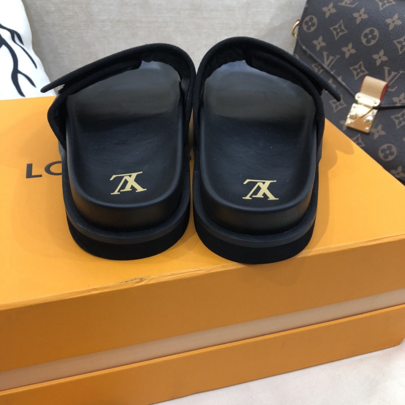 l**is V*t*n classic monogram mules black