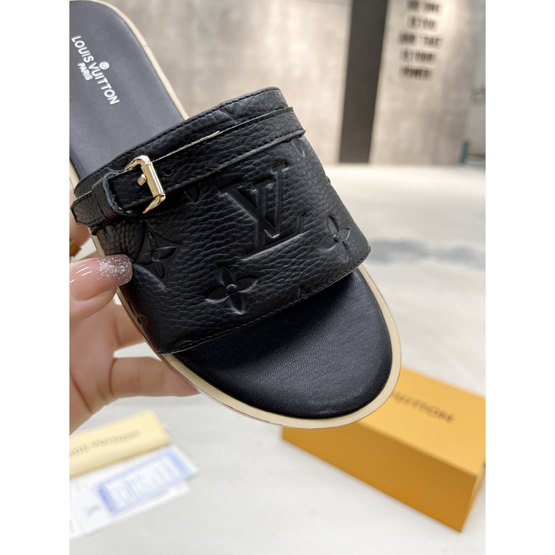 l**is V*t*n flat mules black