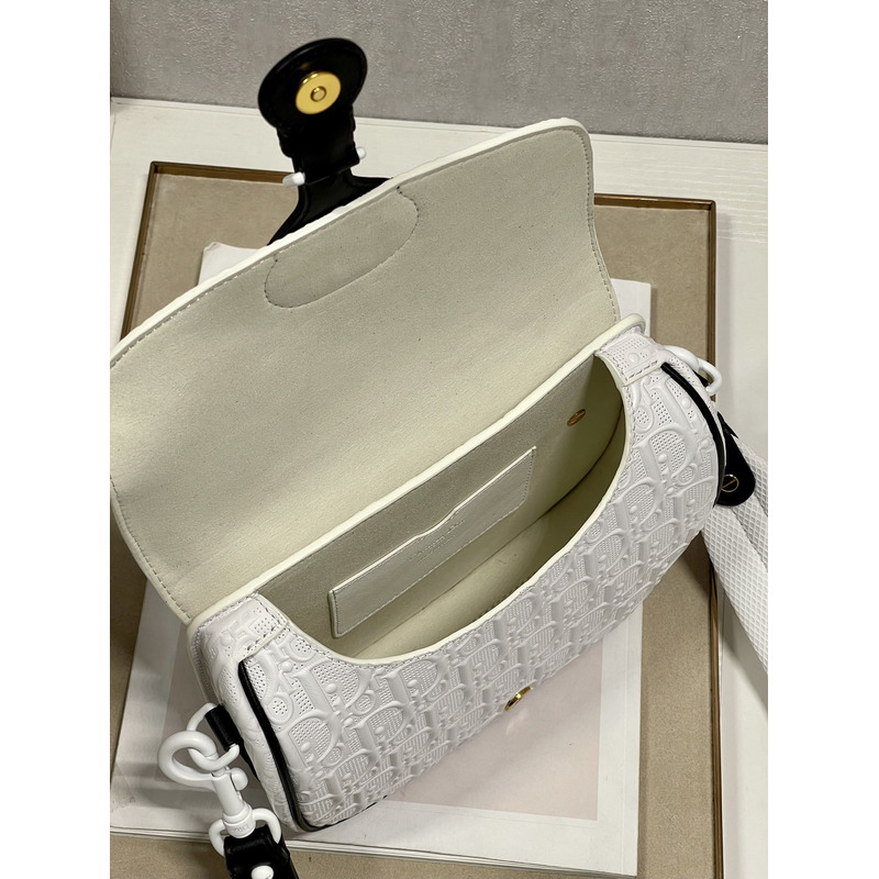 D*or midium bobby bag  23×18×7cm white