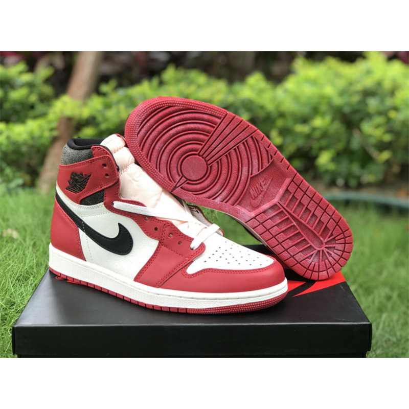 Jordan 1 Mid Reverse Chicago White Red Toe