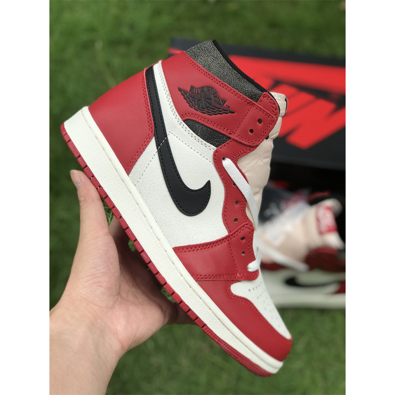 Jordan 1 Mid Reverse Chicago White Red Toe