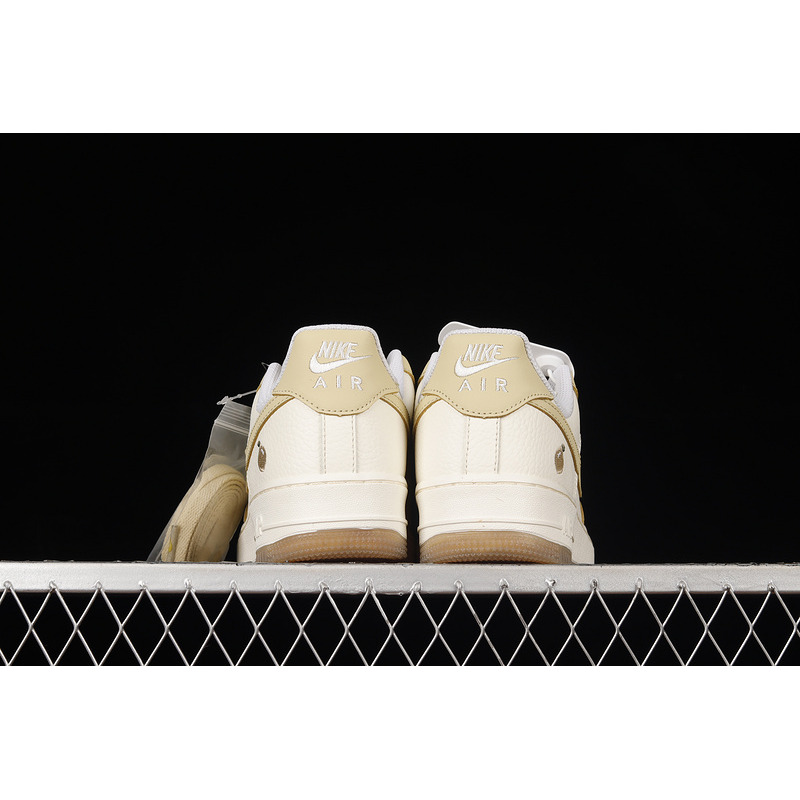 Nike Air Force 1 07 AA6902-700