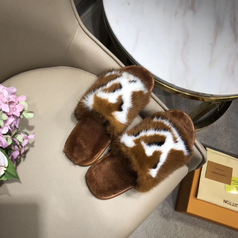 LV Homey Mink Flat Slippers Natural 1A5SZP