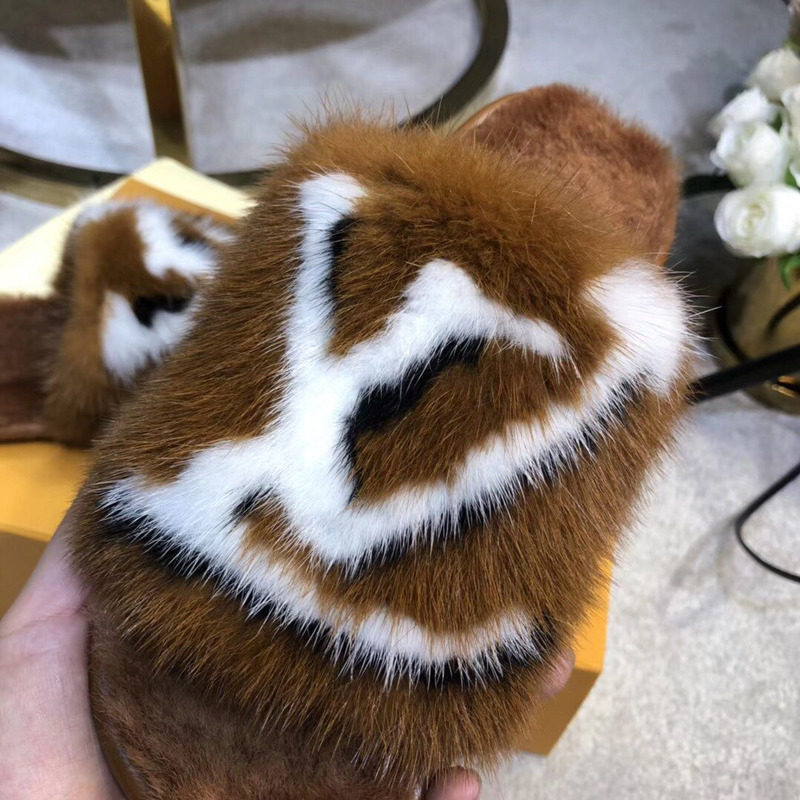 LV Homey Mink Flat Slippers Natural 1A5SZP