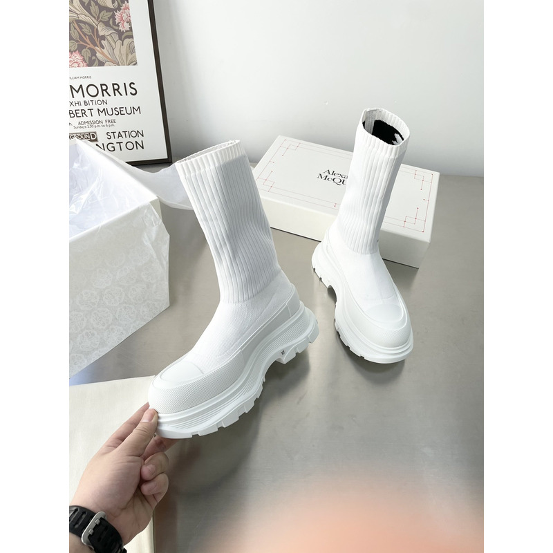 Alexander Mcqueen Graffiti Knitted Tread Slick Boot White
