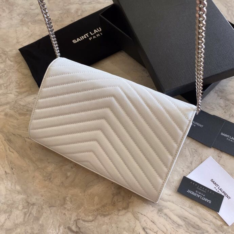 SAINT LAURENT Monogramme quilted textured-leather shoulder bag white