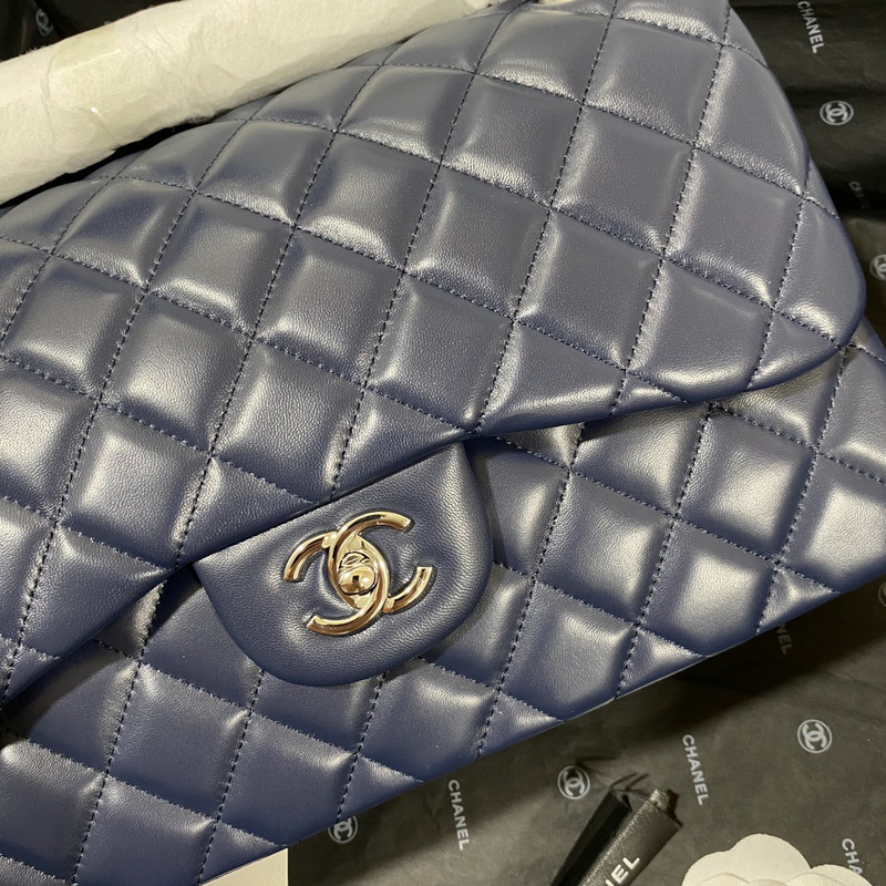 Ch*el  21s Ch*el blue classic flap medium cf25 dark blue