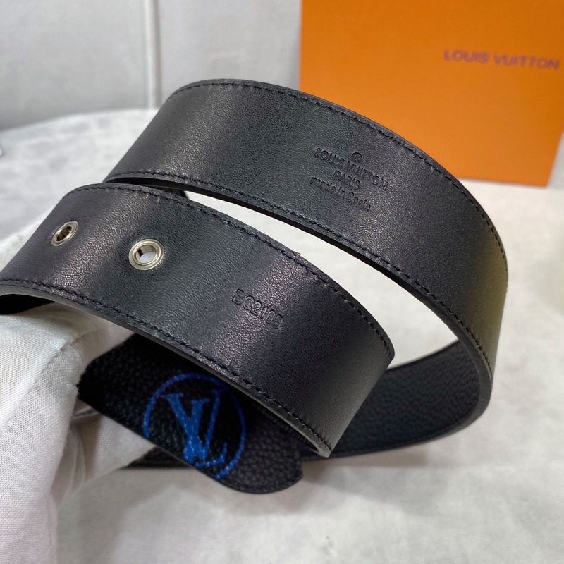 l**is V*t*n 35mm belt with blue logo black