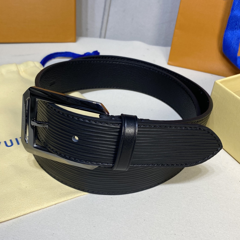 l**is V*t*n black stripe leather belt