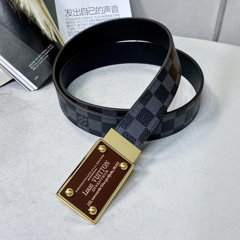 l**is V*t*n belt neo inventeur reversible black logo