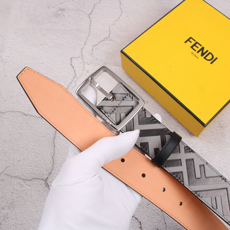 F**di leather sliver belt
