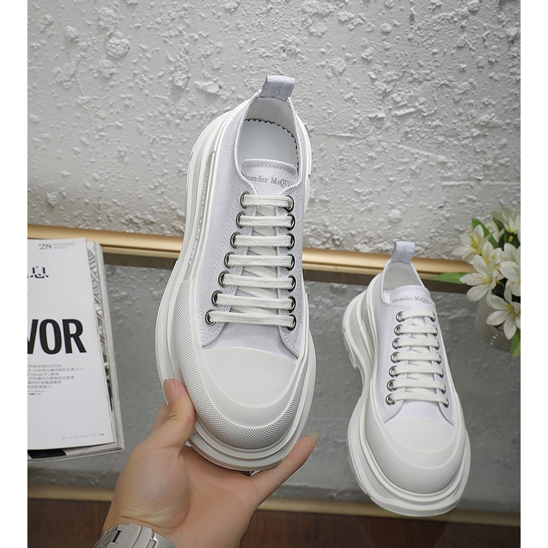 Alexander Mcqueen Tread Slick Sneakers White