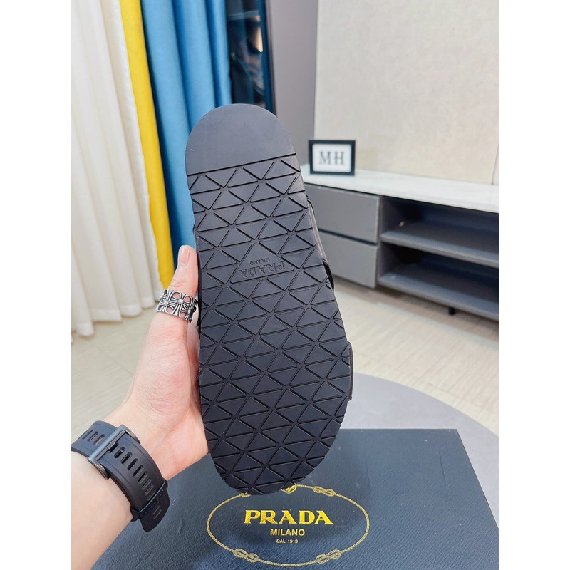 Pra*a crossover sandals in black