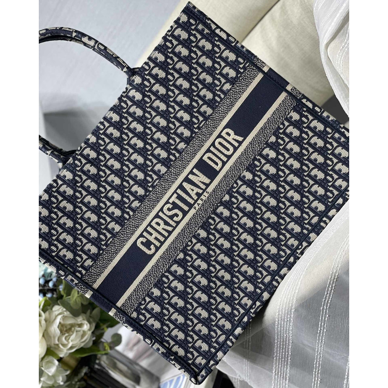 D*or large book tote oblique embroidery dark blue