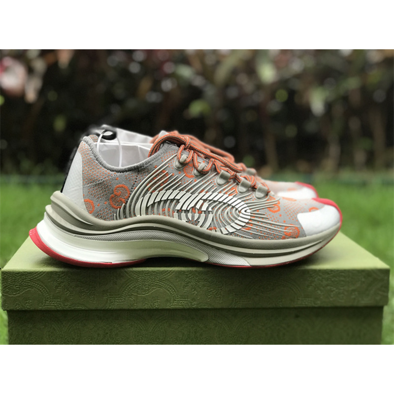 G*u*i run sneakers grey and orange
