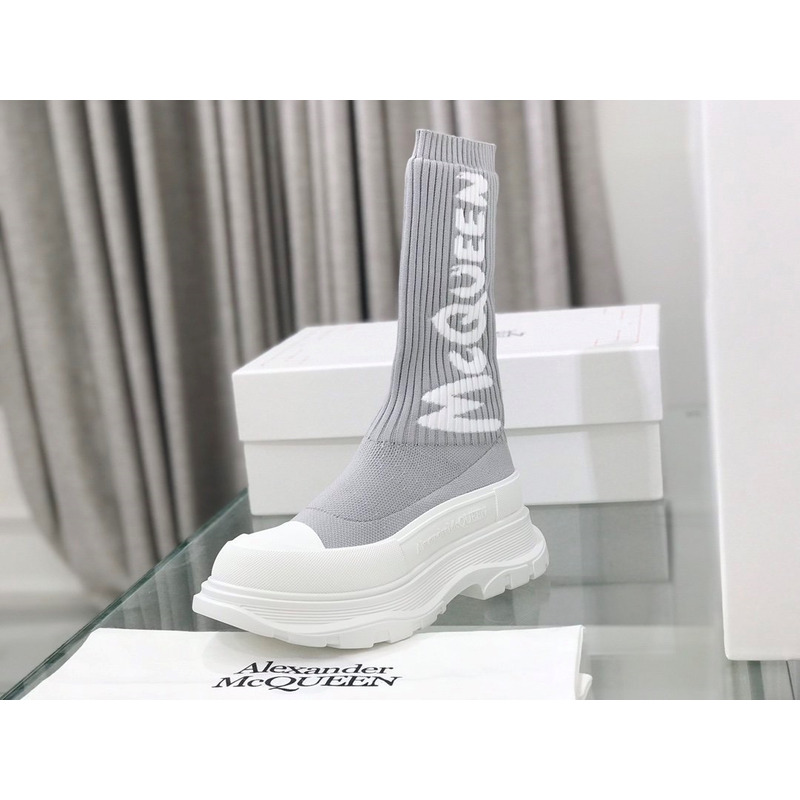 Alexander Mcqueen Graffiti Knitted Tread Slick Boots Grey