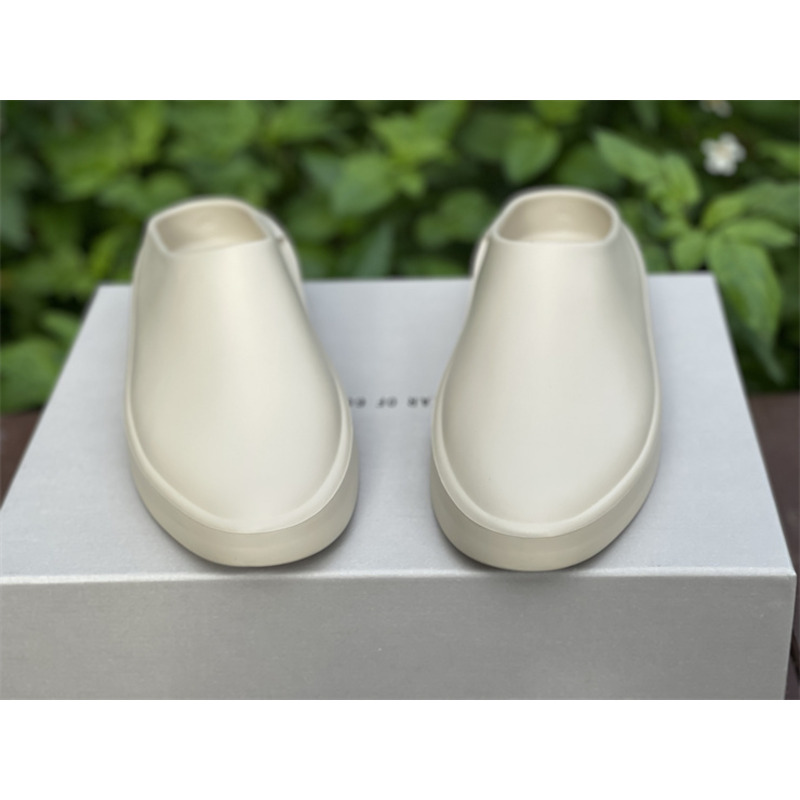 Fear Of God The California Slip-In Beige