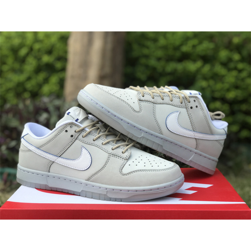 Nike Dunk  Low 