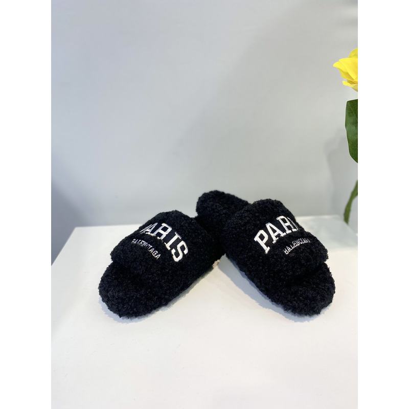 Ba*len*cia*ga logo-embroidered paris faux slides black