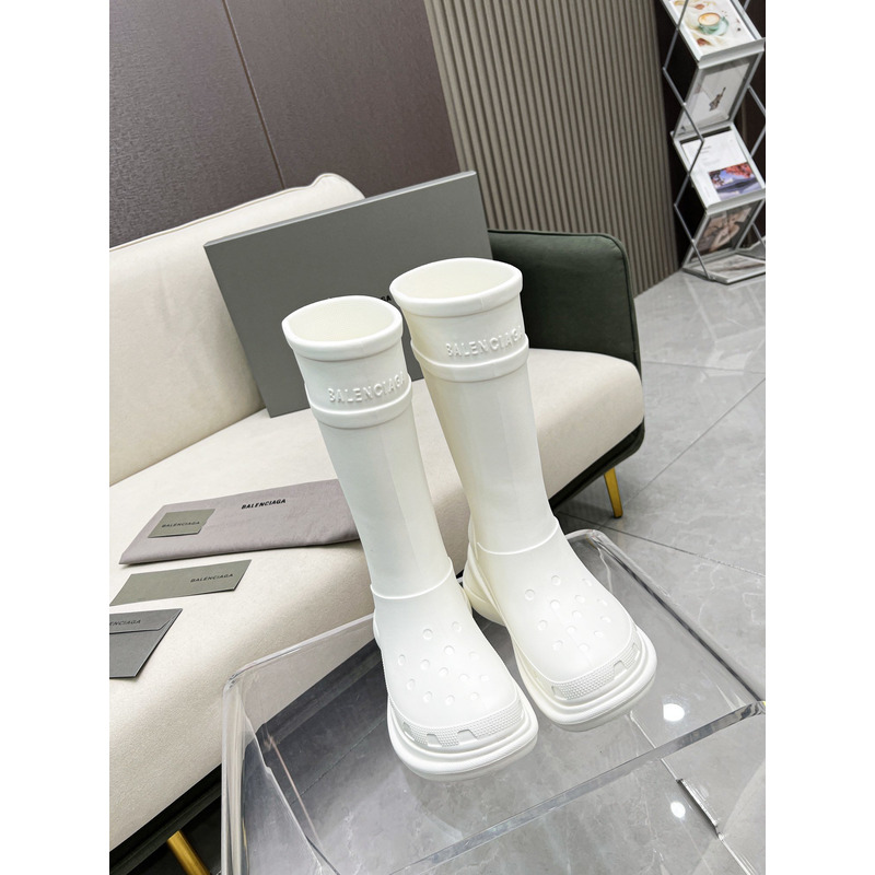 ba*len*cia*ga x Cr*0*s rubber boot white