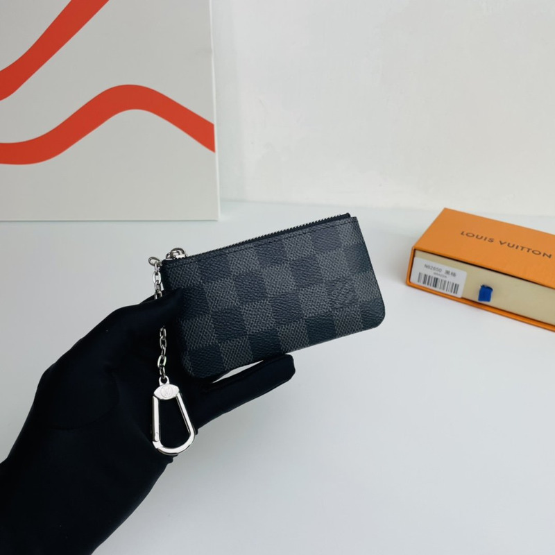 l**is V*t*n damier graphite key pouch