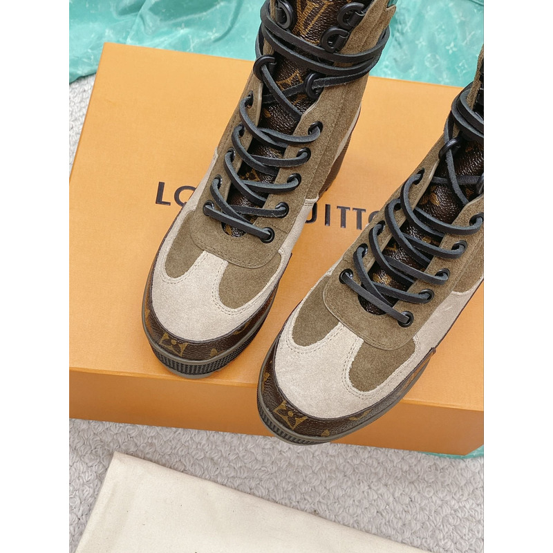 l**is V*t*n laureate platform desert boots beige