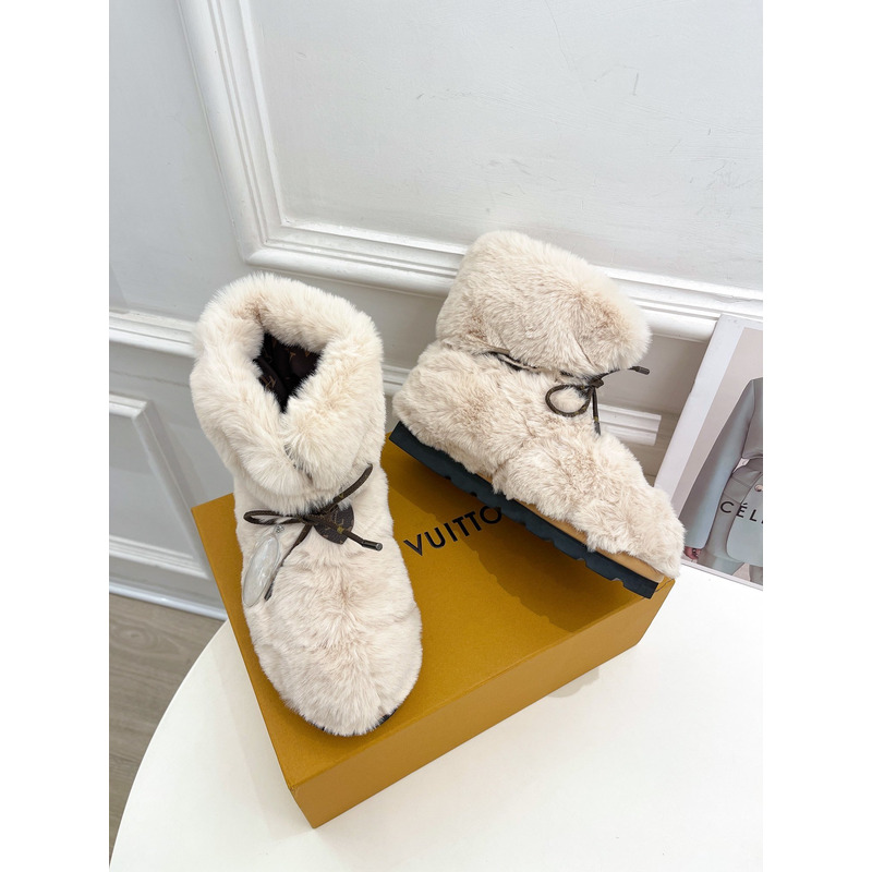 l**is V*t*n pillow comfort flat ankle boots white