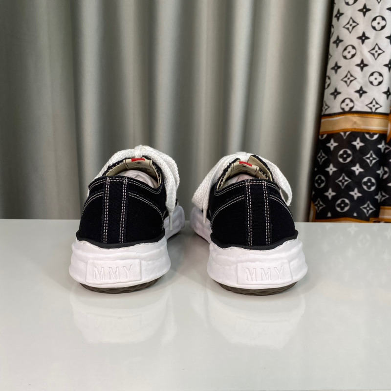 Ma*s*nminarayasuhiro peterson low sneaker black