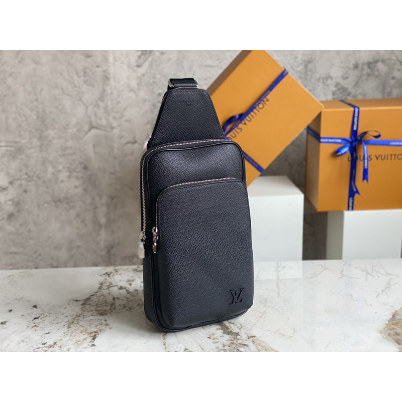 l**is V*t*n avenue crossbody bag black