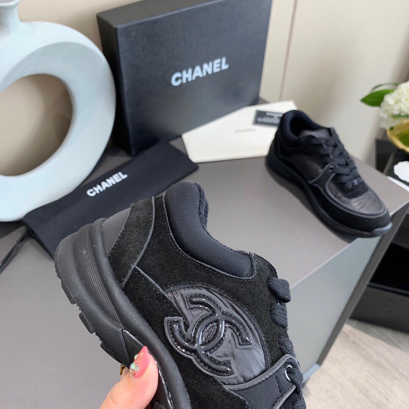 Ch*el low top trainer black